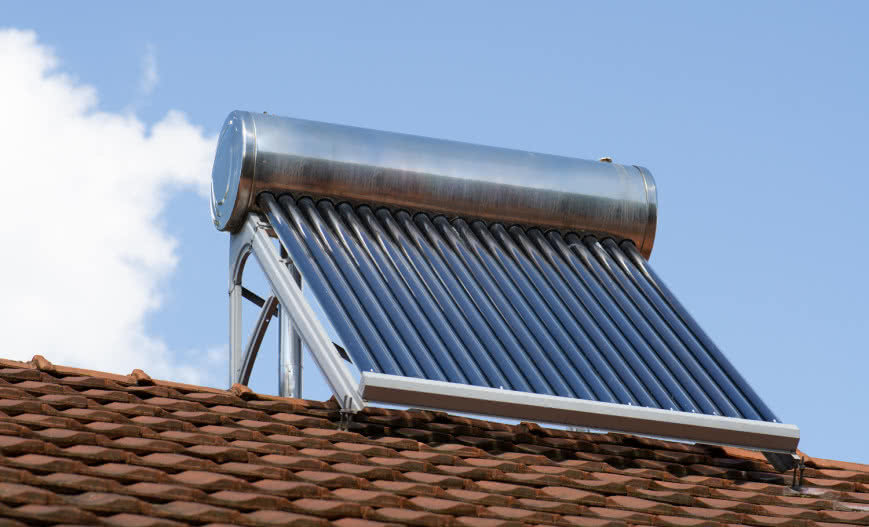 Izolacja instalacji solarnych: materiały odporne na wysoką temperaturę